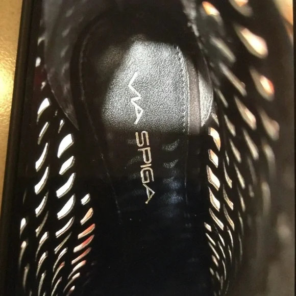 Via Spiga Black Peep-Toe Ankle Booties - Picture 7 of 9